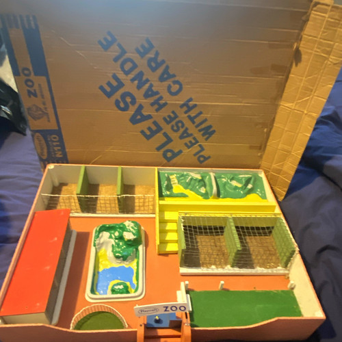 Vintage classic toys zoo - vintage,