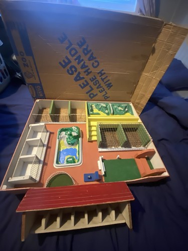 Vintage classic toys - classic, zoo