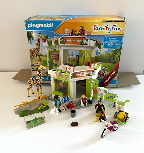 Playmobil family fun - family, zoo