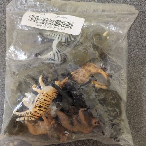 12x animal model - animal, plastic